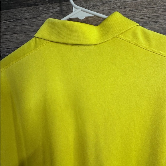 Nike DriFit Golf Men's Vibrant Lime Yellow Polo Shirt - Picture 3 of 7
